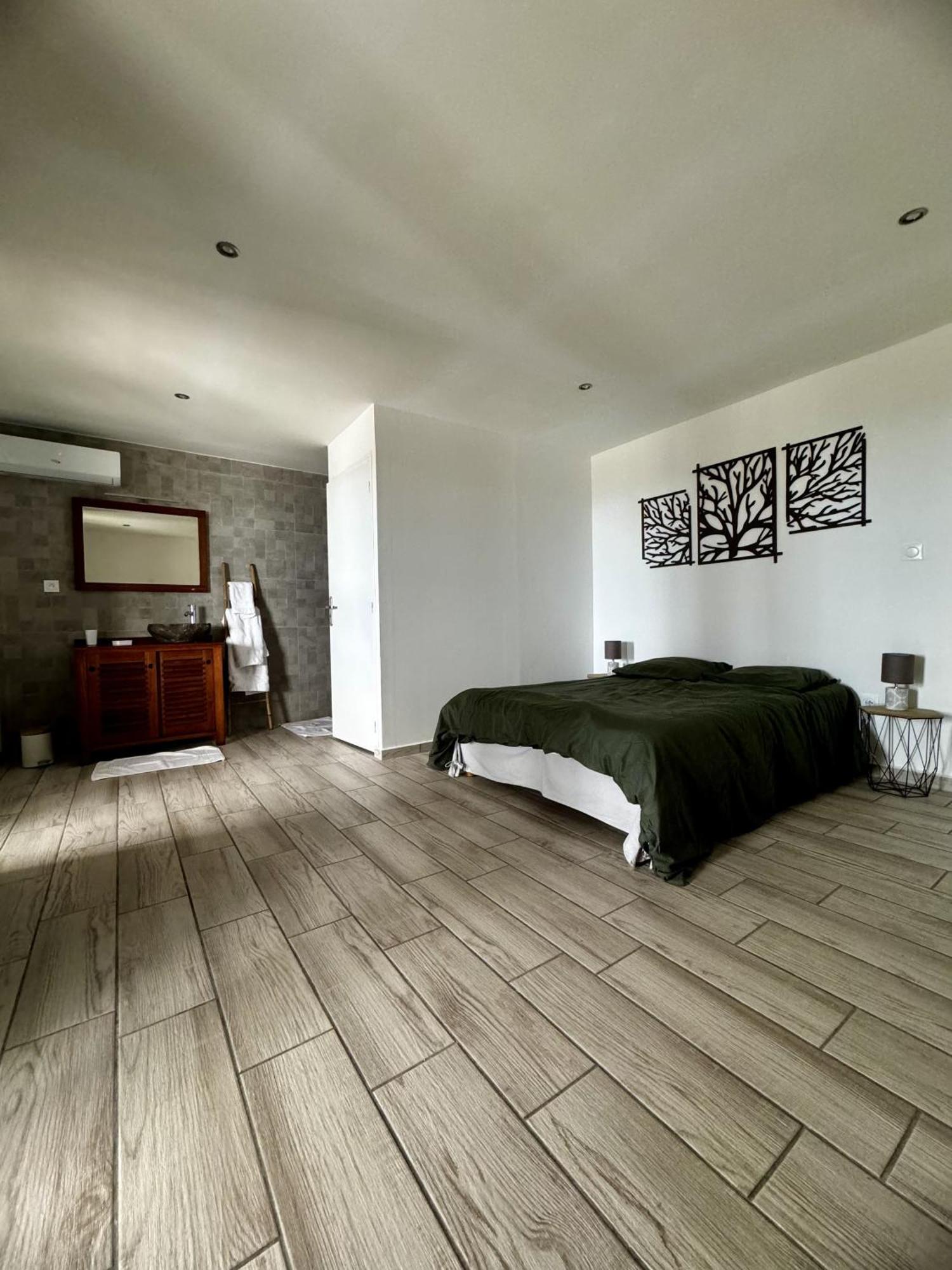 Cozy Caze Apartment Saint-Joseph Exterior photo